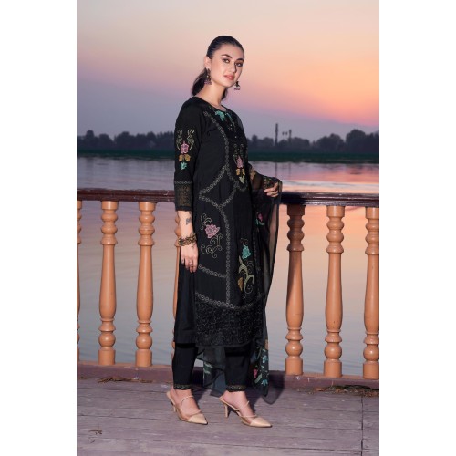 Black Roman Silk Embroidered Straight Kurta Set with Dupatta | Traditional Collection | Elegant and Classy | Festive wear Black Roman Silk Embroidered Straight Kurta Set with Dupatta | Traditional Collection | Elegant and Classy | Festive wear
