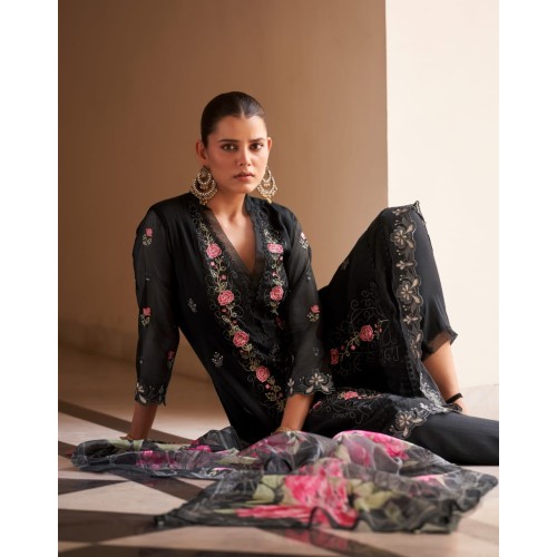 Elegant Black Floral Straight Embroidered kurta set with dupatta | Traditional Collection | Ethnic and Classy | Festive wear 