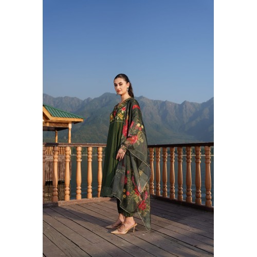 Dark green Silk Blend Anarkali Style embroidered kurta set with dupatta | Embroidery work | Traditional work | Ethnic | Festive wear 